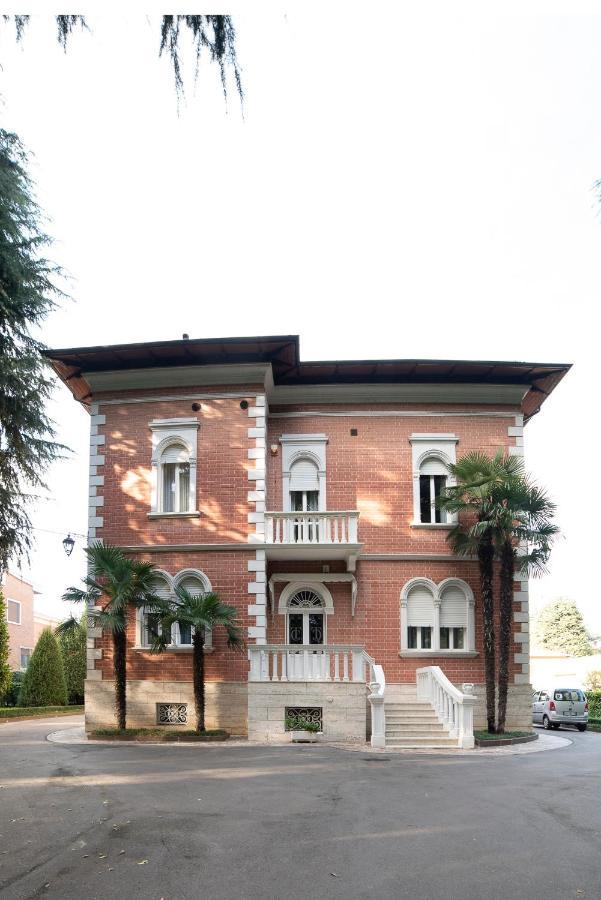 B&B Matteotti Luxury Home Vignola  Kültér fotó