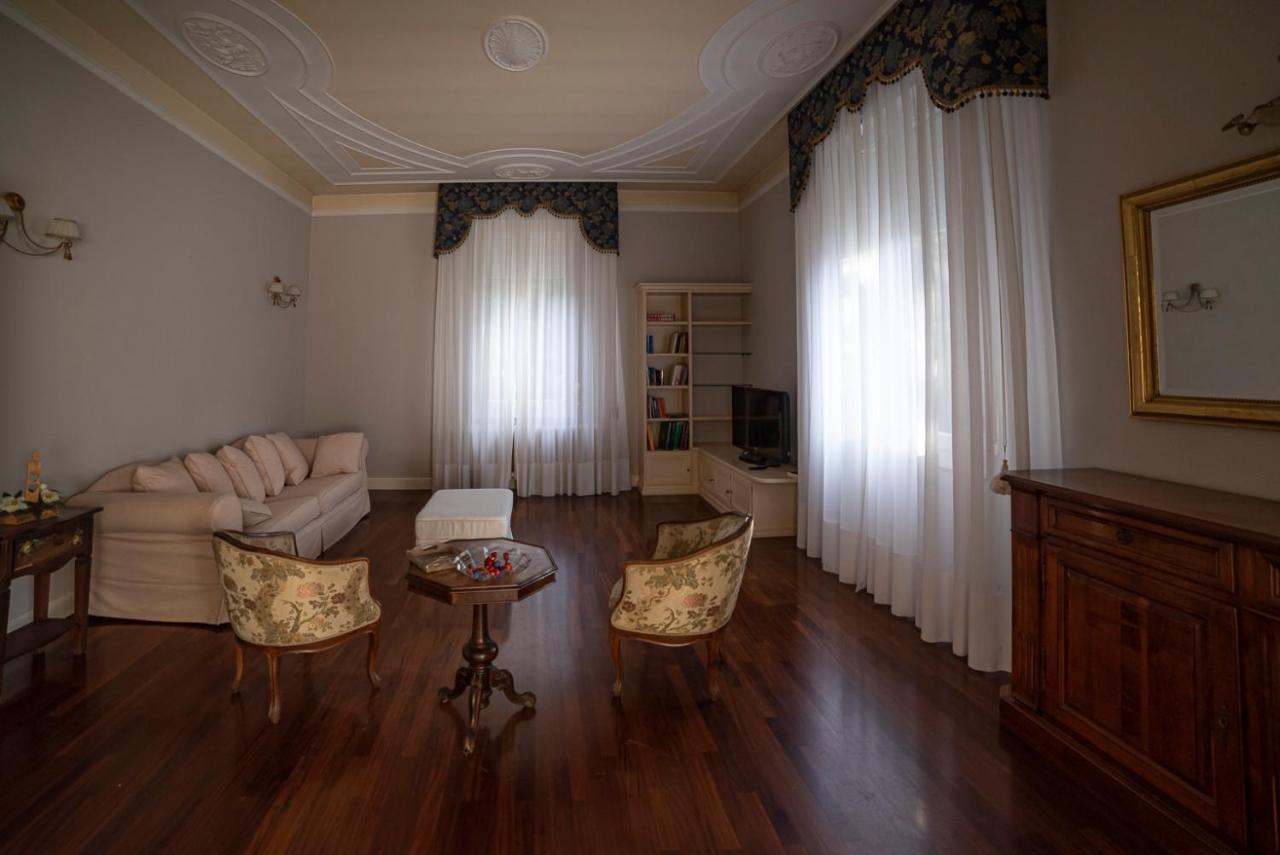 B&B Matteotti Luxury Home Vignola  Kültér fotó
